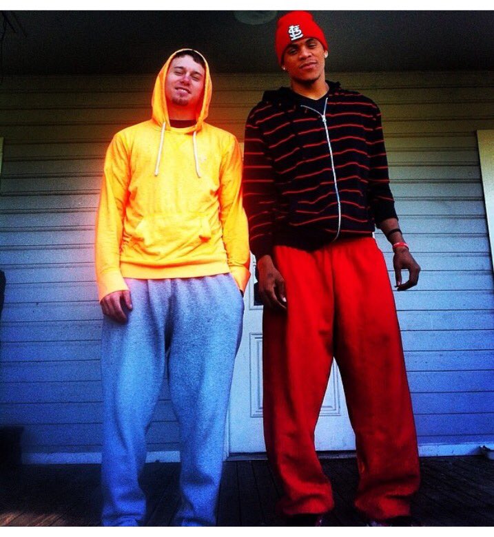 RatchetDon's tweet photo. #FreeTreezy Happy Gday bro🔓🎈 https://t.co/Tnzyqqv9KC