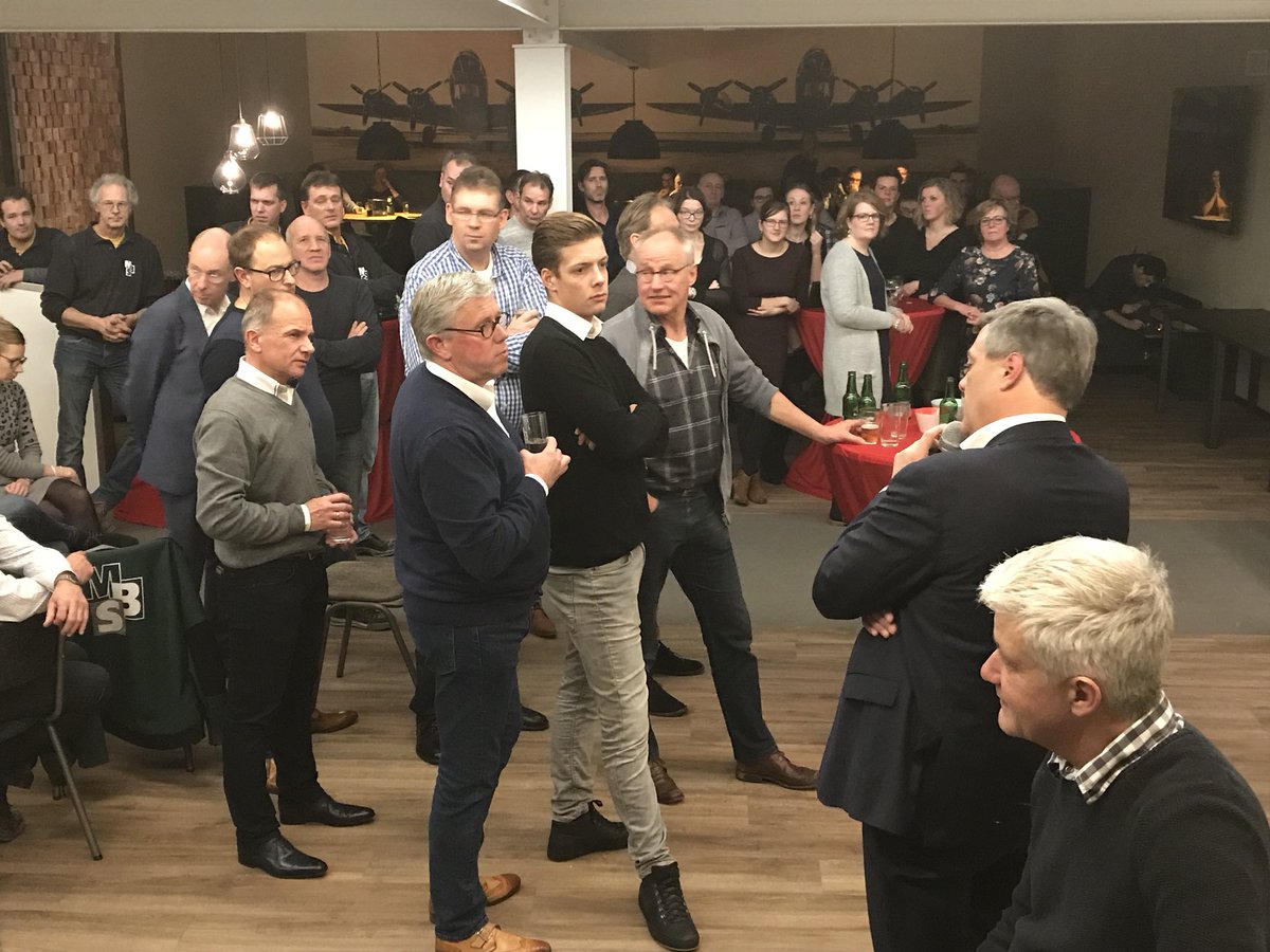 MBSgroep's tweet photo. Toespraak Eric van Schaik MBS groep in kantine te Soest https://t.co/3UWrkNJWNX