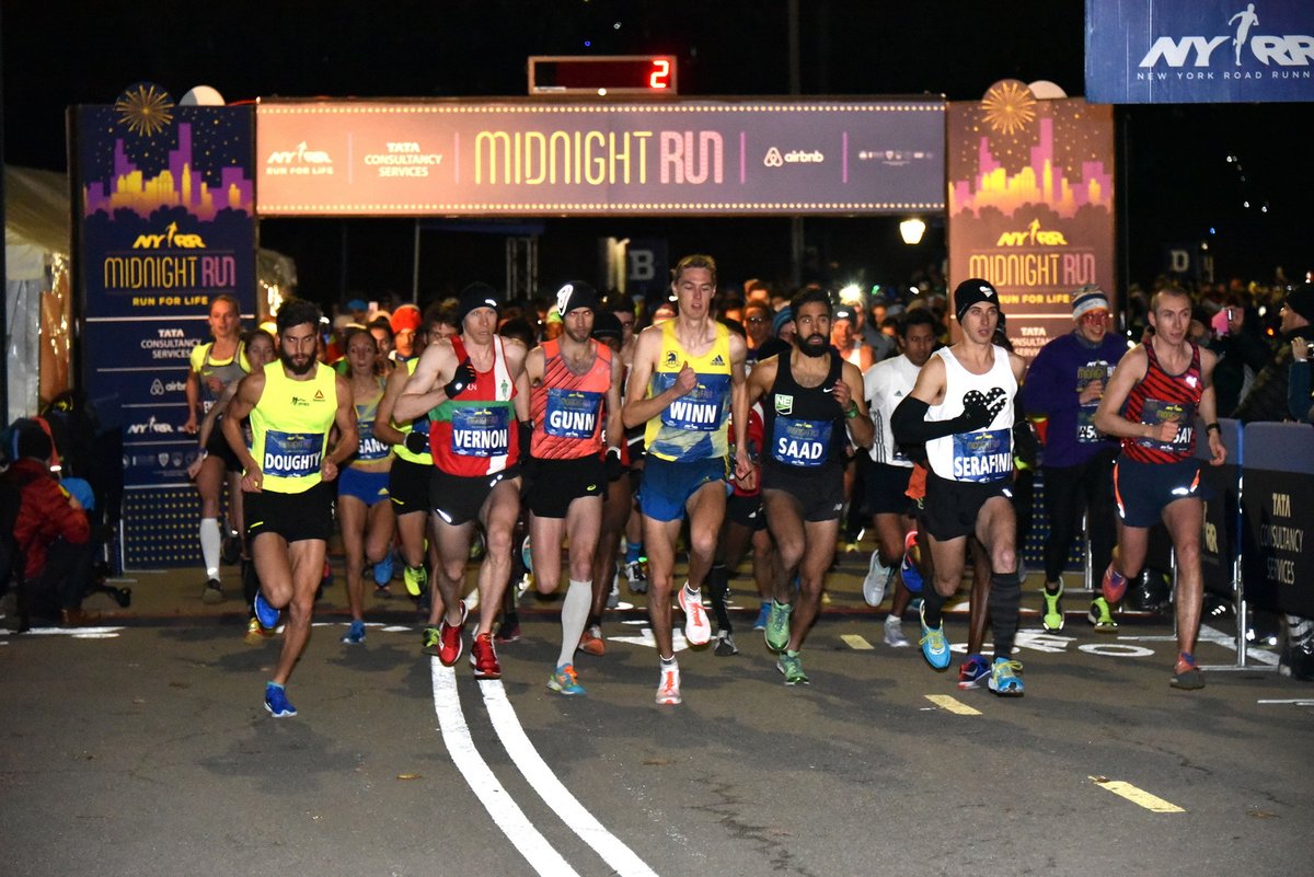 #MidnightRun pro line-up: (NYC, 31-Dec; 4 mi. CR's 18:11/20:51) @reidbuchanan22 @runchristo @danielwinn @jonashampton @johnbusque @ByGollyMolly12 @katiematthews_ @srpagano @steph_rothstein @sportskg #ResolveToRun @nyrr