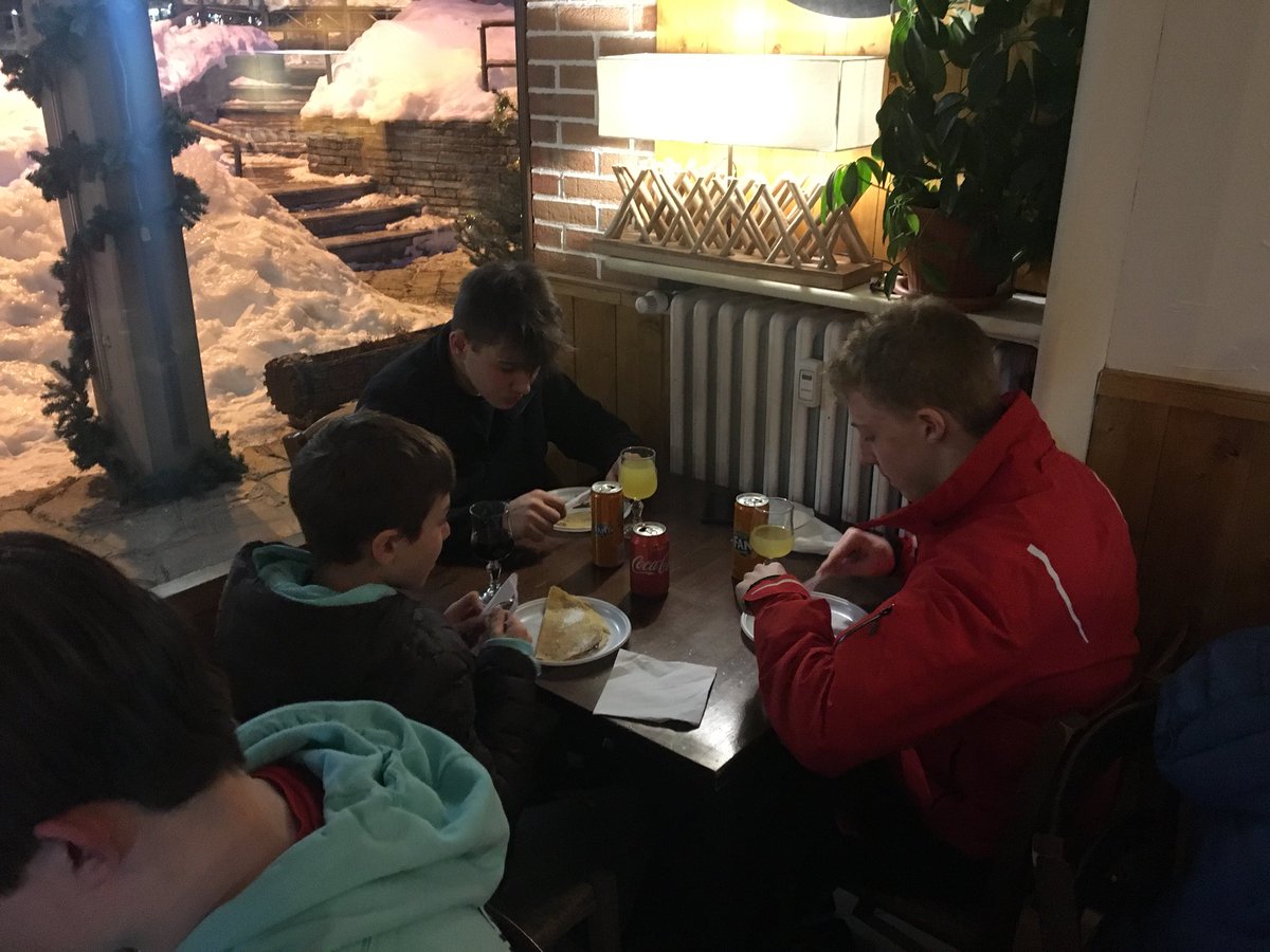 LeysSport's tweet photo. Crepe Night! They are going down well! #crepe #pinkys #sbuffo https://t.co/wDRCS6G1KY