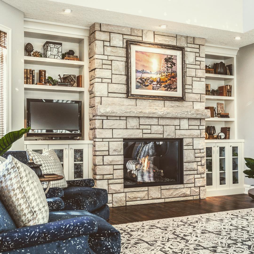 JacquiLoucks's tweet photo. A warm hearth for a chilly day... #cozyhome #yyc #JacquiLoucksInteriors https://t.co/tkuAhHeM3b