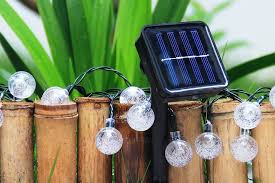 ArpuMyu's tweet photo. This Christmas buy solar powered Xmas lights. Save power, Go green. First 100 customers get 15% cashback! Hurry! https://t.co/w9dmpAyDPO