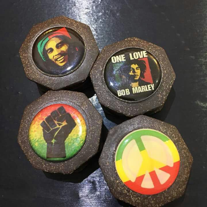 loose_StyleW's tweet photo. Dechavadores de fibra de coco, pelos melhores preços https://t.co/Ij6TAQhDrX