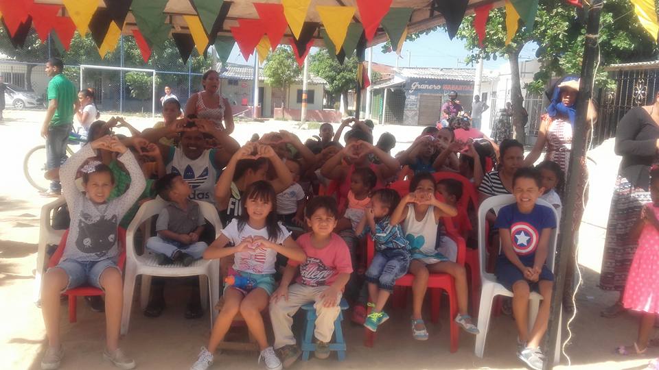 MIALIANZADEAMOR's tweet photo. 😍UNA ALIANZA DE AMOR POR LA NIÑEZ!!
#NAVIDADDEAMOR 😍 https://t.co/XDZhWaReUR