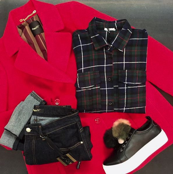 Red, pink, blue, black, green ... what is your favourite color? 
Combine it with your #SixtySeven #sneakers! #piazzaduomo3 show us its  #outfits. ➡️ bit.ly/piazzaduomo3LI…