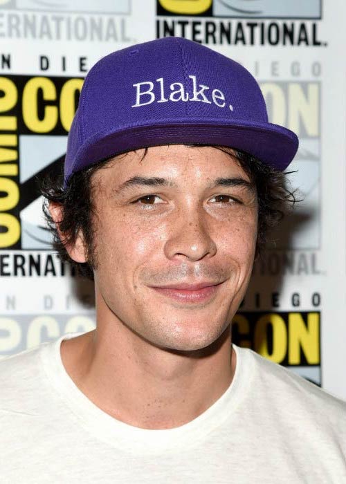 Happy Birthday Bob Morley !!     