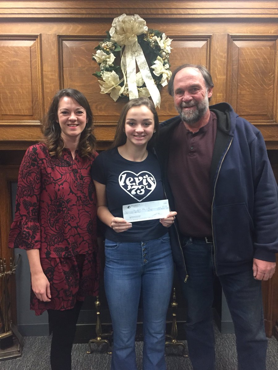 Elizabeth Miller Connolly tweet media