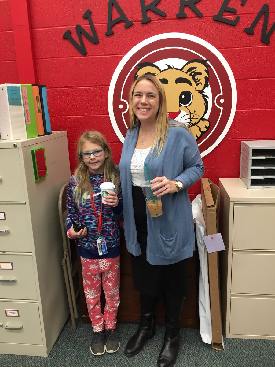 KristineBrugge's tweet photo. Ms. Sophie enjoyed her morning as Assistant Principal @WarrenES_BCPS #minime #fallfestwinner https://t.co/rRzps90Azz