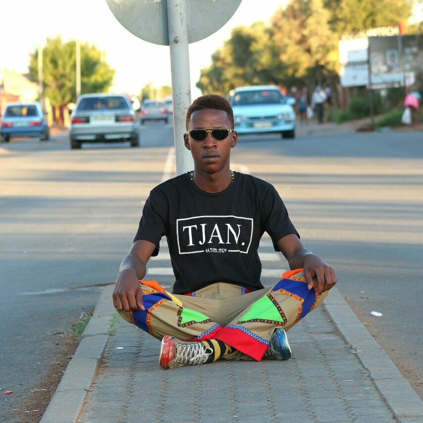 THEGREATGIFTED's tweet photo. #NewProfilePic #TJAN #KASIOLOGY https://t.co/Q7i2dzItmf
