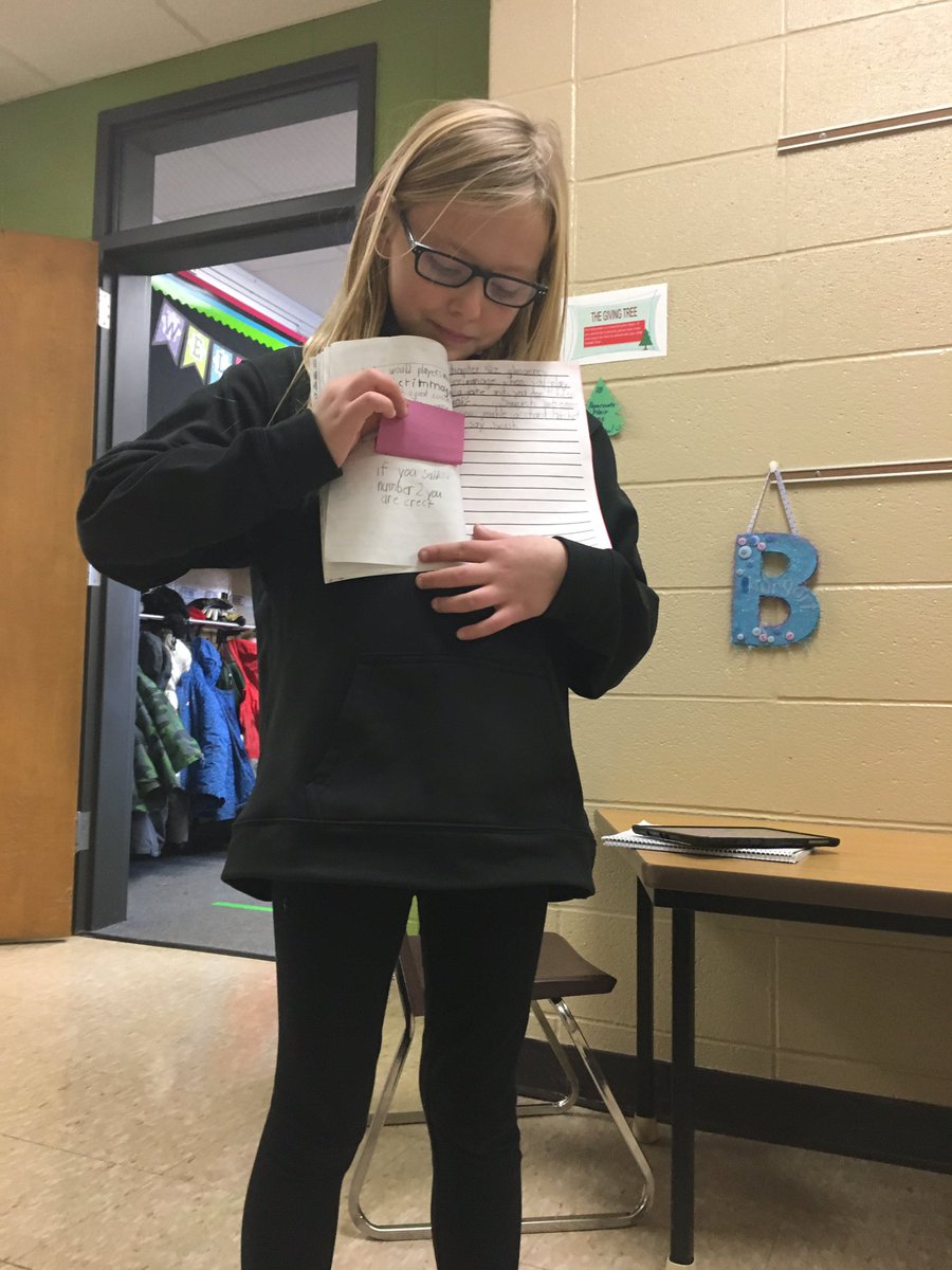cf_coaches's tweet photo. Second graders at Hansen are busy using Chatterpix  to present their commercials for their nonfiction books. #AuthorsShare https://t.co/iEHKnDGpHF