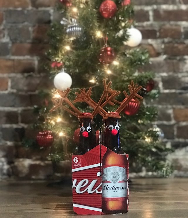 BeerLovesSETX's tweet photo. A sleigh full of @budweiserusa reinbeers. https://t.co/svAi9SMa5G
