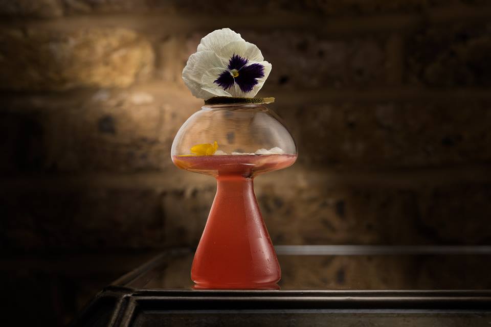 If you’re out to impress, one of London’s most romantic bars should do the trick: <a href="/purllondon/">Purl London</a> <a href="/HoxleyandPorter/">Hoxley and Porter</a> <a href="/BloomsburyClub/">The Bloomsbury Club</a> <a href="/DallowayTerrace/">Dalloway Terrace</a> <a href="/BasementSate/">Basement Sate</a> bit.ly/2kRL1Kq