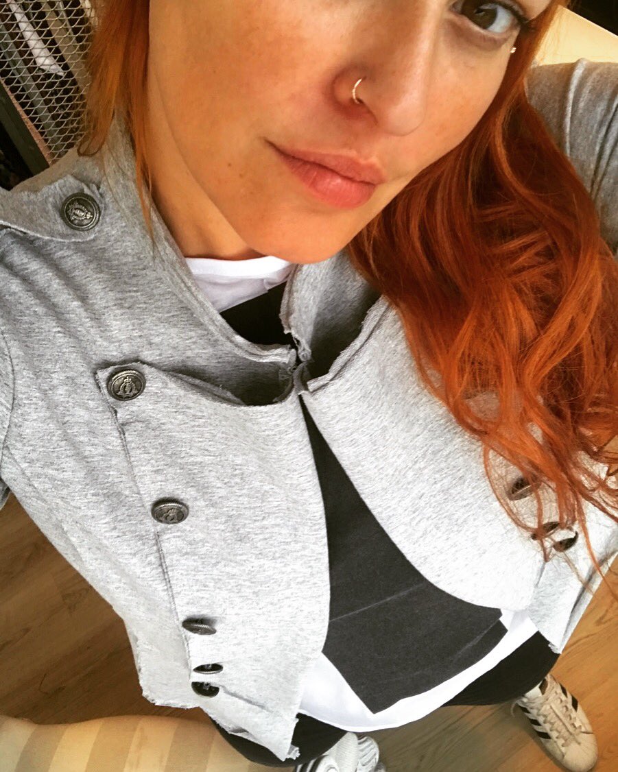 SissyChristidou's tweet photo. Sup?
#FavJacket
https://t.co/vtfrN8Un5k https://t.co/ON9TUJlv9a