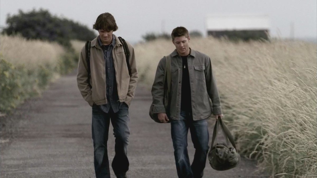 WinFamBusiness's tweet photo. Need a break? Enjoy some Light, Easy on the brain #Supernatural fun with this photo journey through 13 years of 2nd eps! 
https://t.co/wynUH0qsmm
@Elle_412 WFB #HaitusFun https://t.co/II5pqfiUwZ