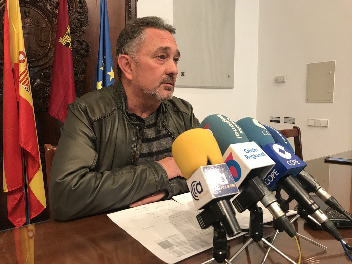 El <a href="/AytoLorca/">Ayuntamiento Lorca</a> lanza una batería de #inversiones cercana a los 400.000€ para actuaciones en caminos, calles y parques en Aguaderas, Almendricos, Campo López y La Escucha #LorcaFunciona