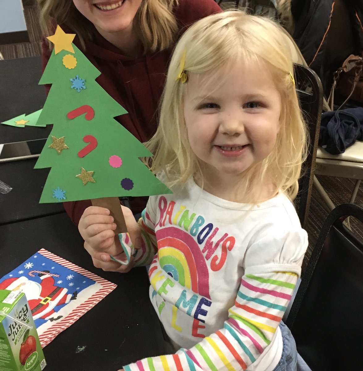 HellertownLib's tweet photo. Happy Holidays from HAL Book Bugs! https://t.co/jNHWDSbUmc