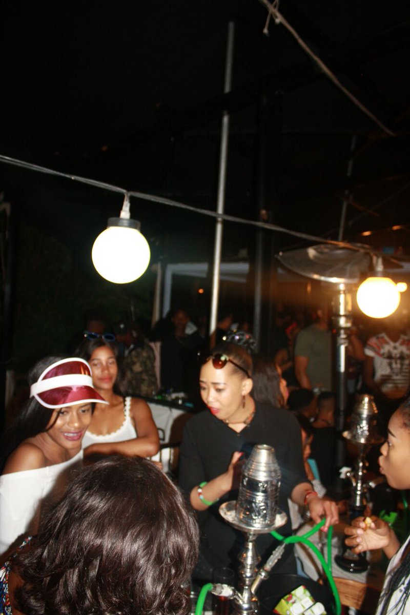 STUFFCAFE1's tweet photo. #STUFFCAFE with the vibe..
#family values and real friendships + alcohol https://t.co/eGGWupI12x