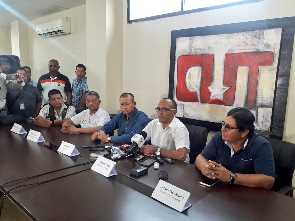 cut_guayas's tweet photo. Rueda de Prensa @EcuadorCut @ChicaViteri dando a conocer su posición acerca del incremento del nuevo #SalarioBasicoUnificado @GomezlRichard https://t.co/Kt2JG09l4t