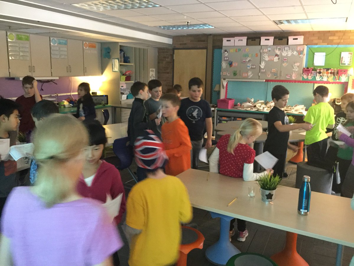 kriardinger's tweet photo. Using give one - get one to share our thoughts #iameps #HopdinaCLR https://t.co/hQjuUurjVR