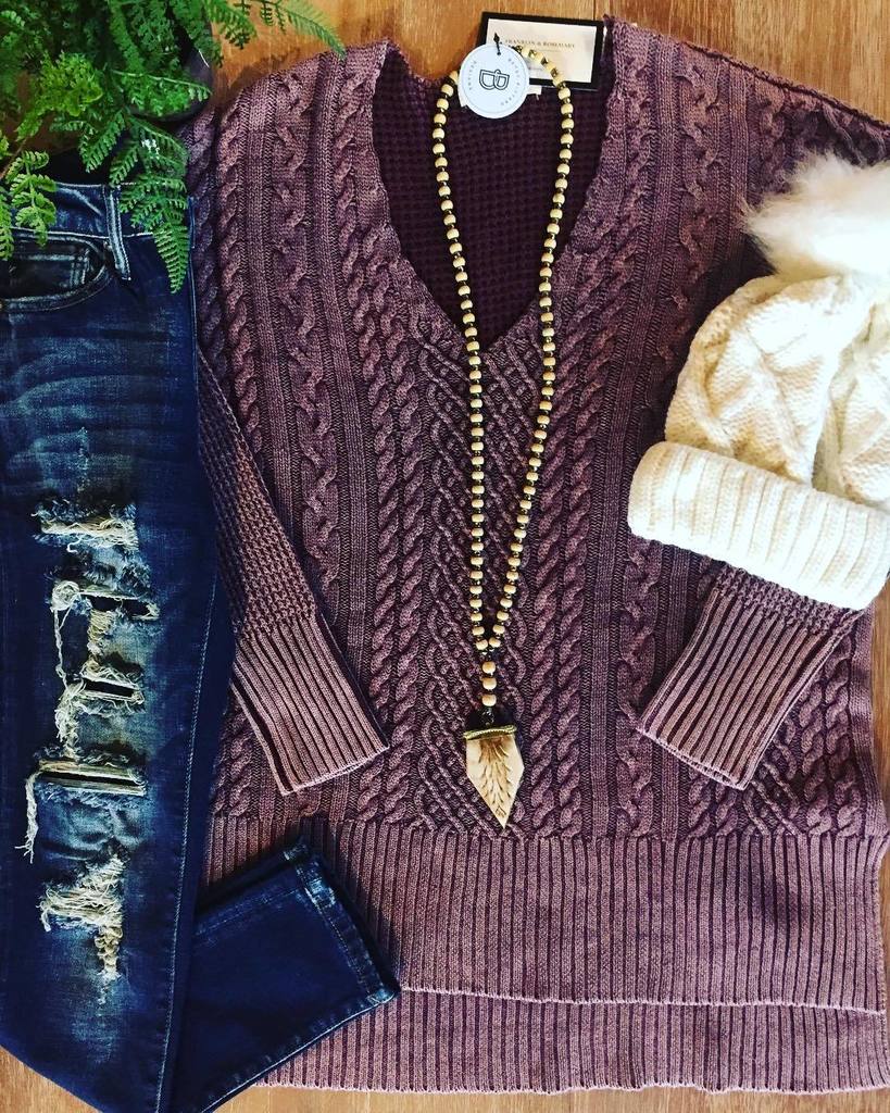 fandrboutique's tweet photo. Cable knit and cozy for this rainy day! #cableknitsweater #cozy #sweaterweather #goodvibes #merrychristmas https://t.co/QXmBqHs1bR https://t.co/NjQDN44pl6