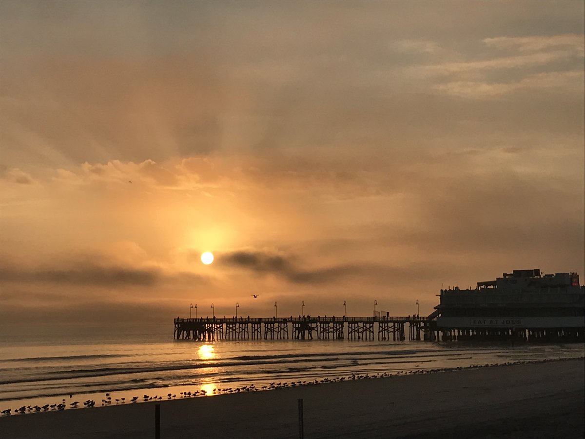 3PointWisdom's tweet photo. Another day, another power walk on the beach! #Achievemints https://t.co/xkupHeGnUs