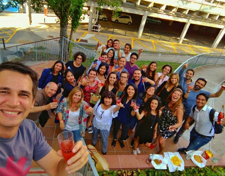 DCEI_UAB's tweet photo. Con #ilusión y #orgullo publicamos hoy un #artículo en nuestro #blog escrito por Estanislao Echazú, exalumno del #DCEI. Un abrazo muy grande a fantástico grupo❣🔜https://t.co/Nwt62WaR5E https://t.co/fCpF5nuBVO