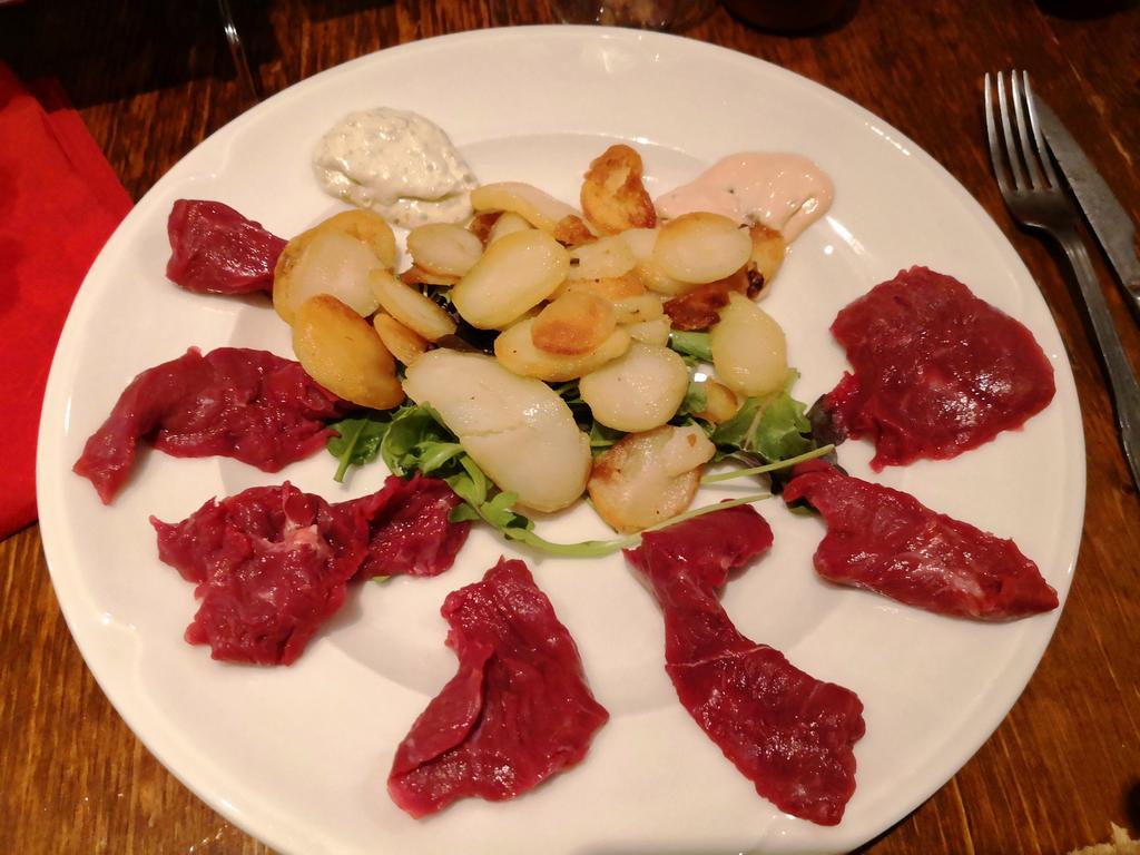 PayetaPlanche's tweet photo. Quand on saute l'apéro... On fait un petit bouchon lyonnais !
Notre nouvel article arrive bientôt :D https://t.co/AqZ3UpBiex
