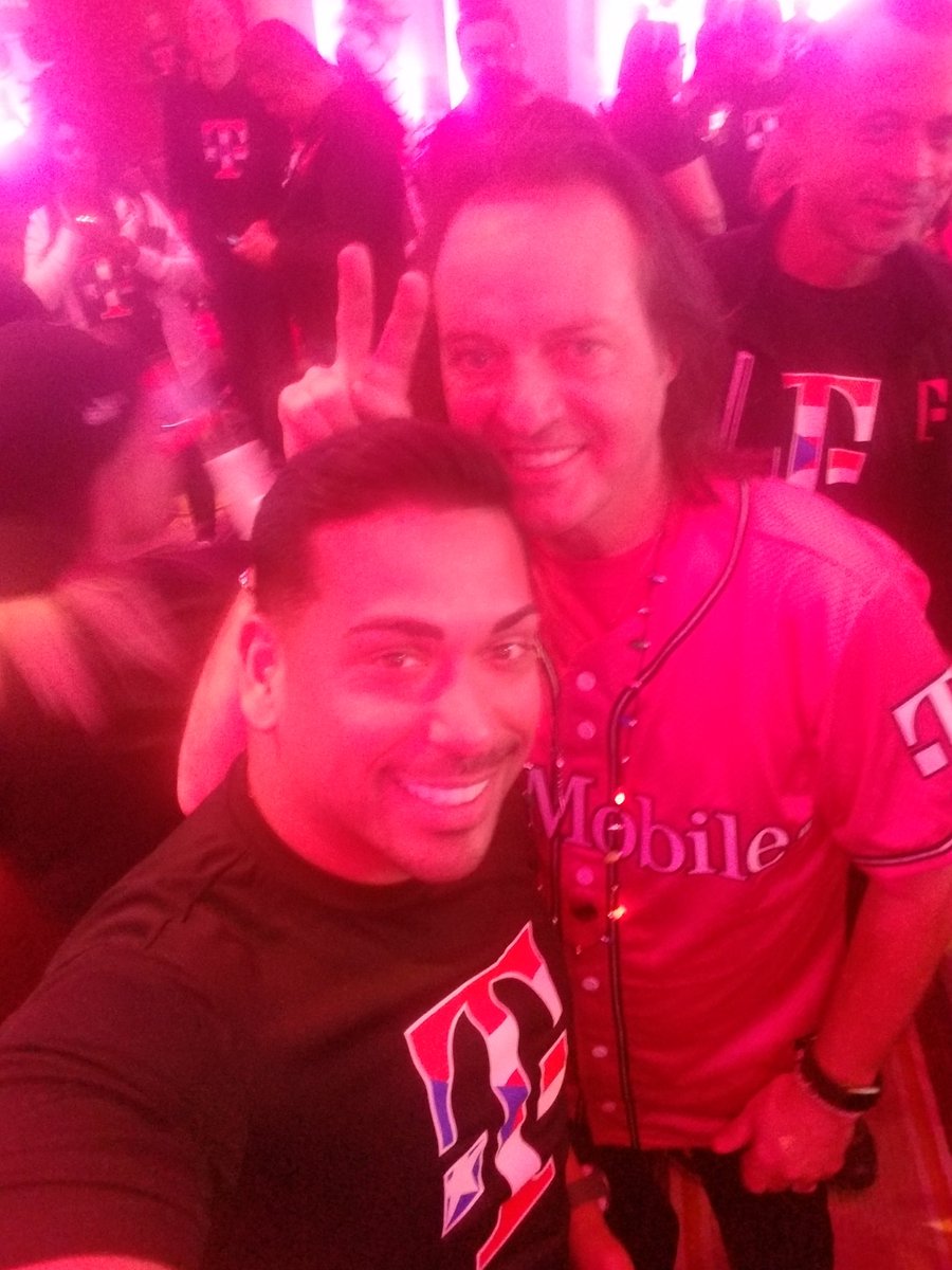 The best CEO in the industry. @JohnLegere thank you for all that you made for PR. #TMobile4PR