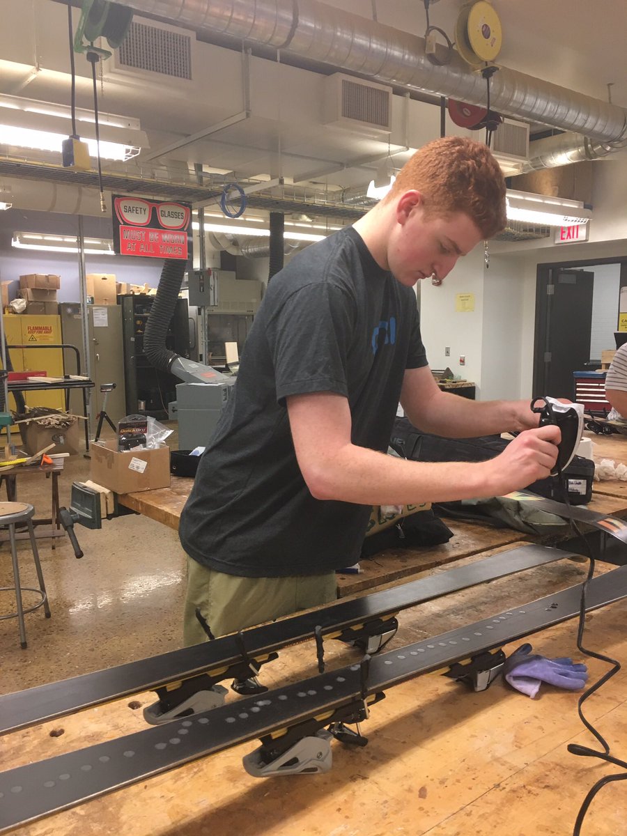 LeboTHINKTANK's tweet photo. @MtlSkiClub making the most out of a snowless day! With @LeboFabLab @mtlsdberg #leboproud https://t.co/MJCTOVNMkd