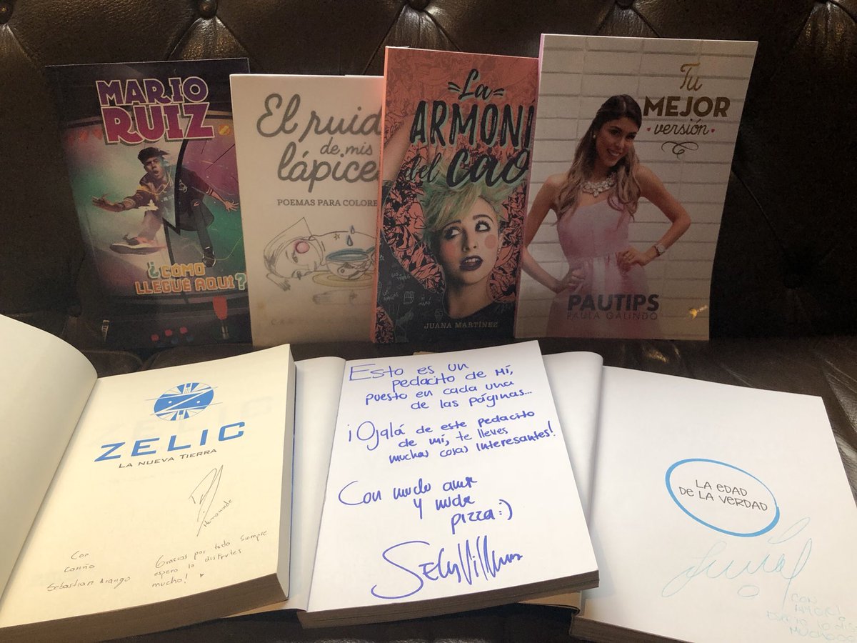 razeofficial's tweet photo. Algo así? #7SuperLibros #HappyHoliRAZE https://t.co/MVt0nJJHId
