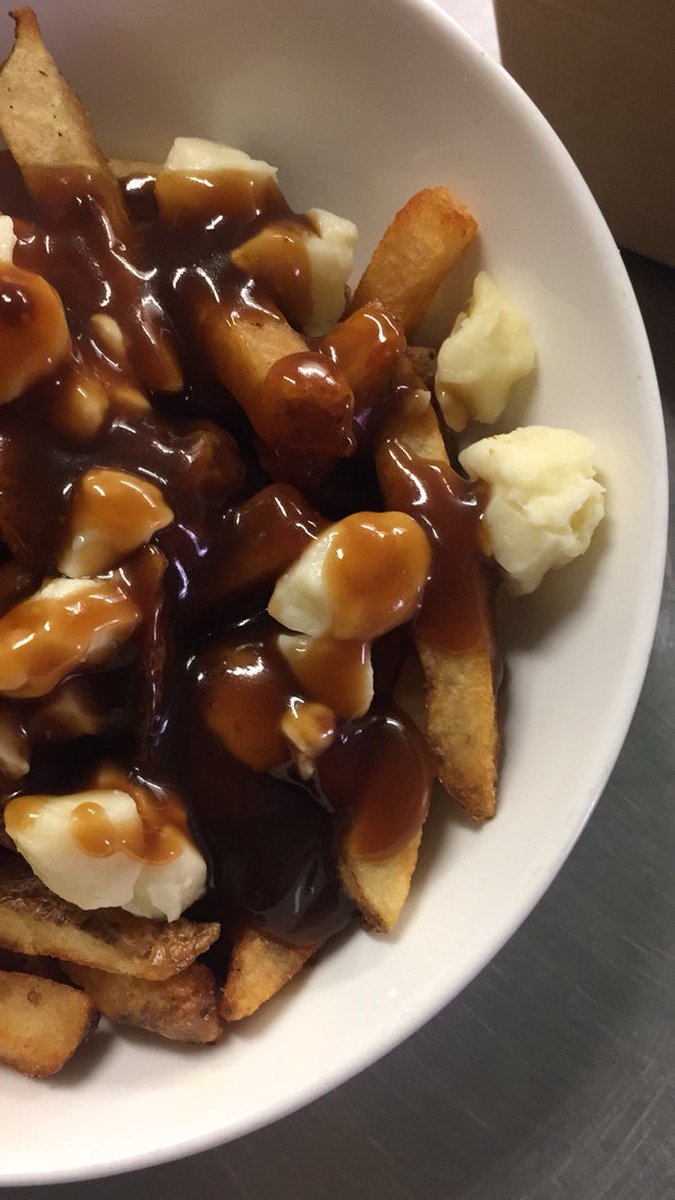 curdzpoutine's tweet photo. Hungry for some crispy friez ‘n curdZ smothered in gravy? We gotchu. 
398 John Street in @DTBurlingtonON https://t.co/bSlJ07AFDF