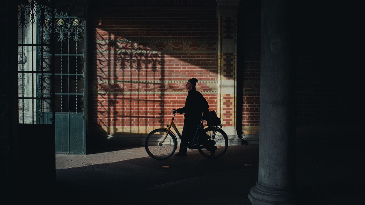 fubiz's tweet image. Streets of Amsterdam by Stijn Hoekstra bit.ly/2jHleWw