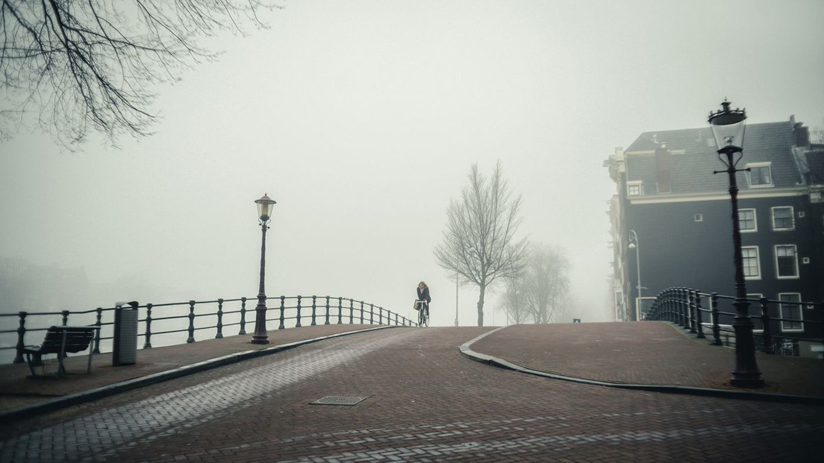 fubiz's tweet image. Streets of Amsterdam by Stijn Hoekstra bit.ly/2jHleWw