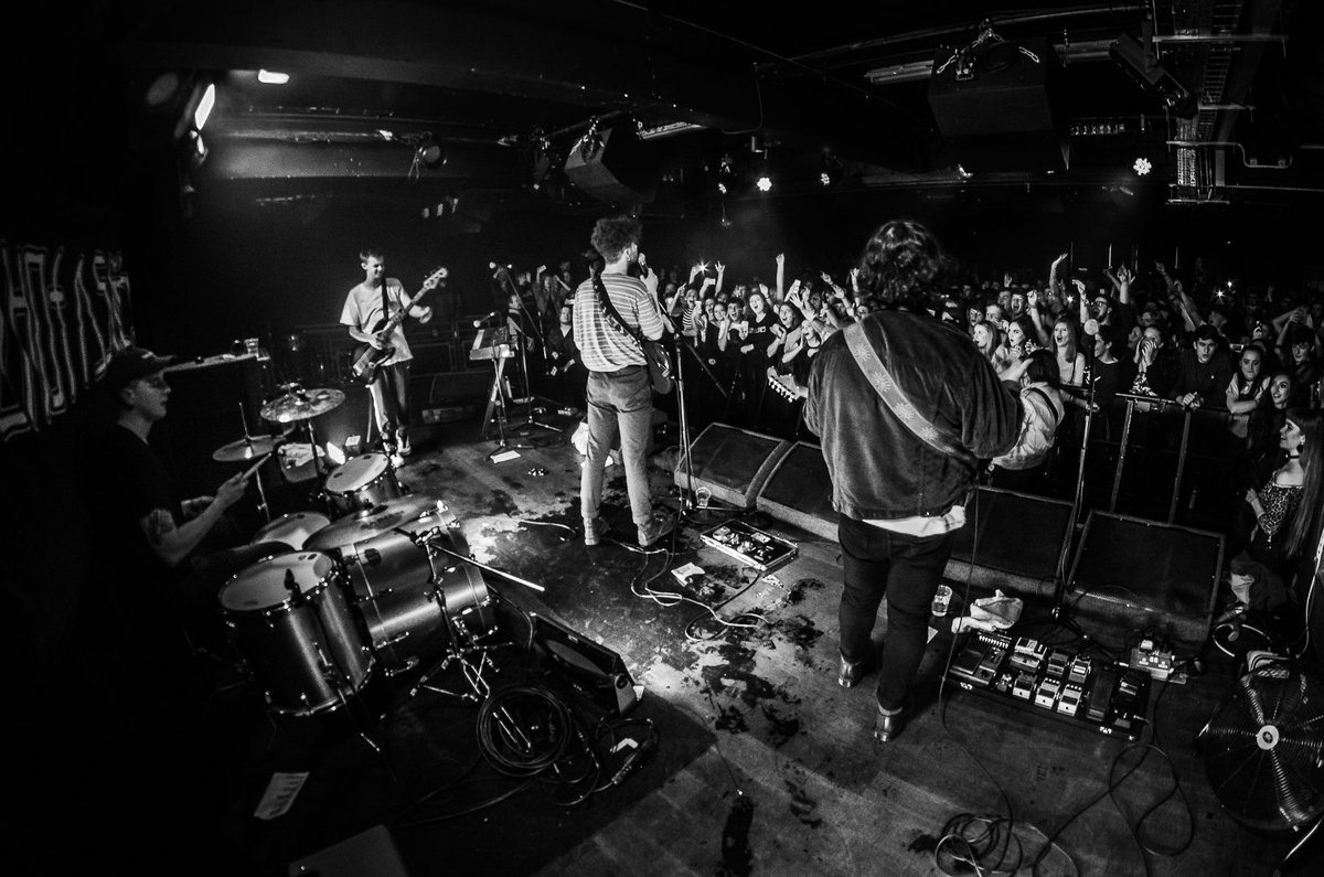 TrustFox's tweet photo. These lads always amaze me, quality songs and performance. This gig will be sold out, tkts under a tenner - cheaper than a burger on Deansgate!  https://t.co/f2bvGCoLBG @nohotashesband https://t.co/FEriWqQIo6