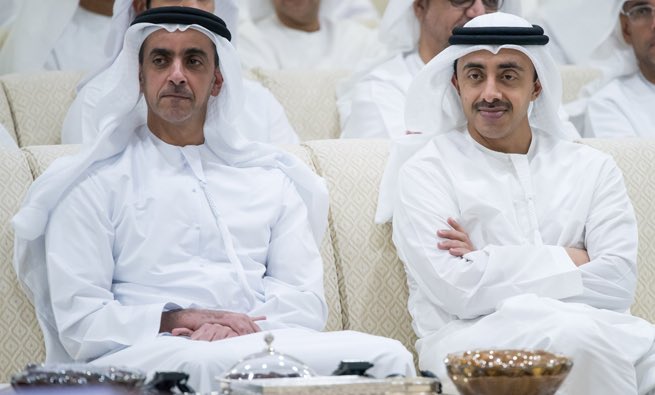 سيف بن زايد : لا أحد يستطيع تغيير التاريخ المعاصر وحقائقه ولو بعمالته المعروفة لتغيير الشرق الأوسط.. لأن الواقع والمستقبل يصنعه الرجال.
#كلنا_عبدالله_بن_زايد <a href="/SaifBZayed/">سيف بن زايد آل نهيان</a>