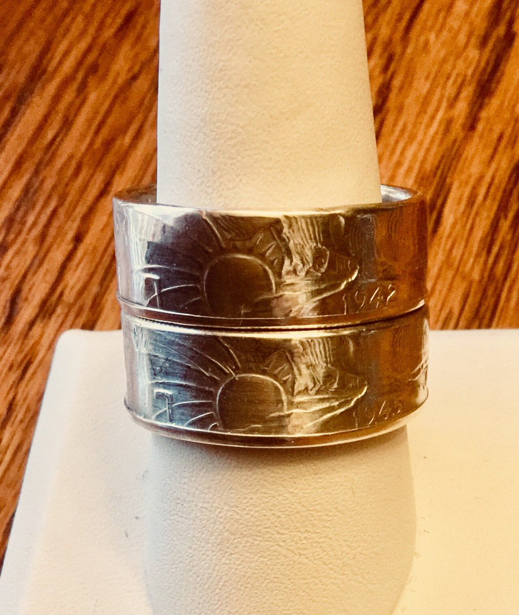 CoinDesigners's tweet image. Walking Liberty Half Dollar Coin Ring! 90% Silver hand picked coins that show great detail inside and outside of the band.#hightidegallery #coinrings #coindesigners  Stop High Tide Gallery on San Marco Ave, St.Augustine,Fl.