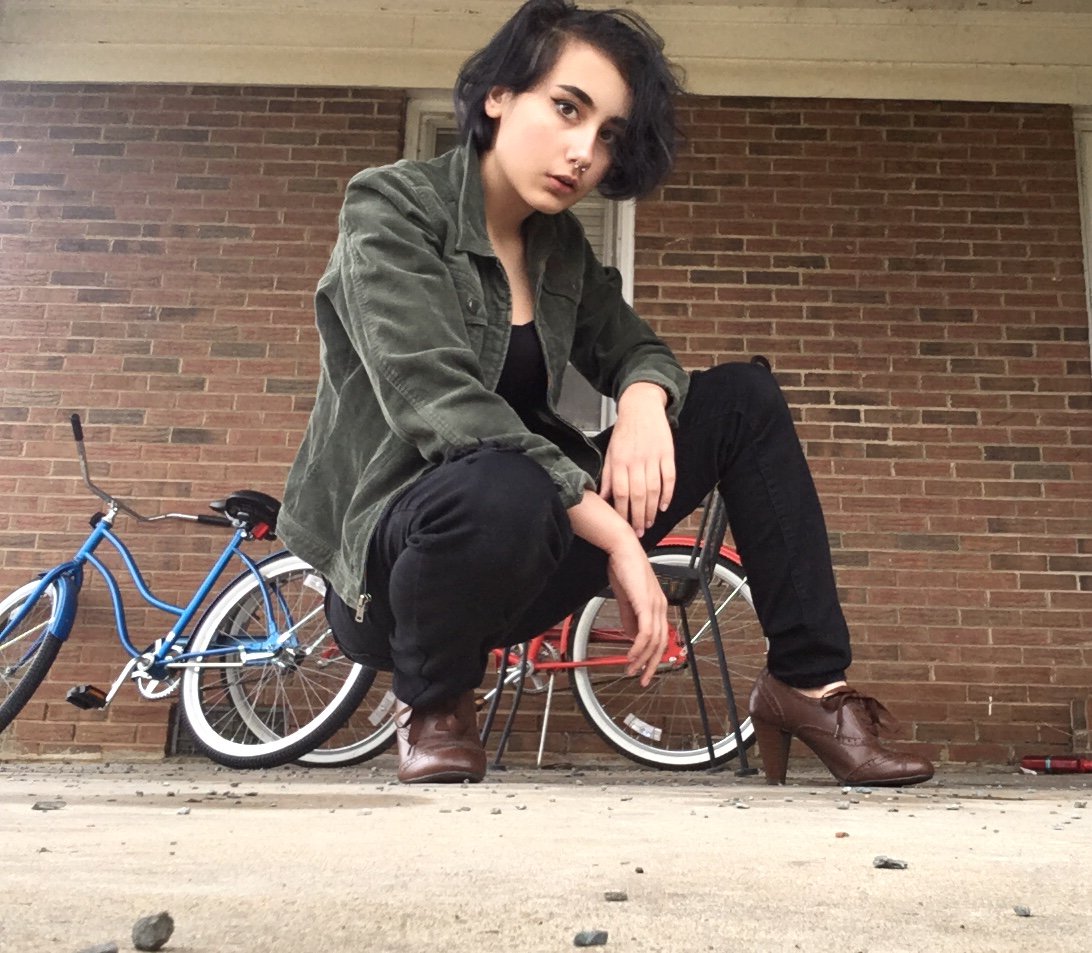 gothgubler's tweet photo. will a modeling agency just hire me already?? i’m tired of using my self timer #model #lol #modeling #relatable #springbreak09 https://t.co/HzHDMXVTFB