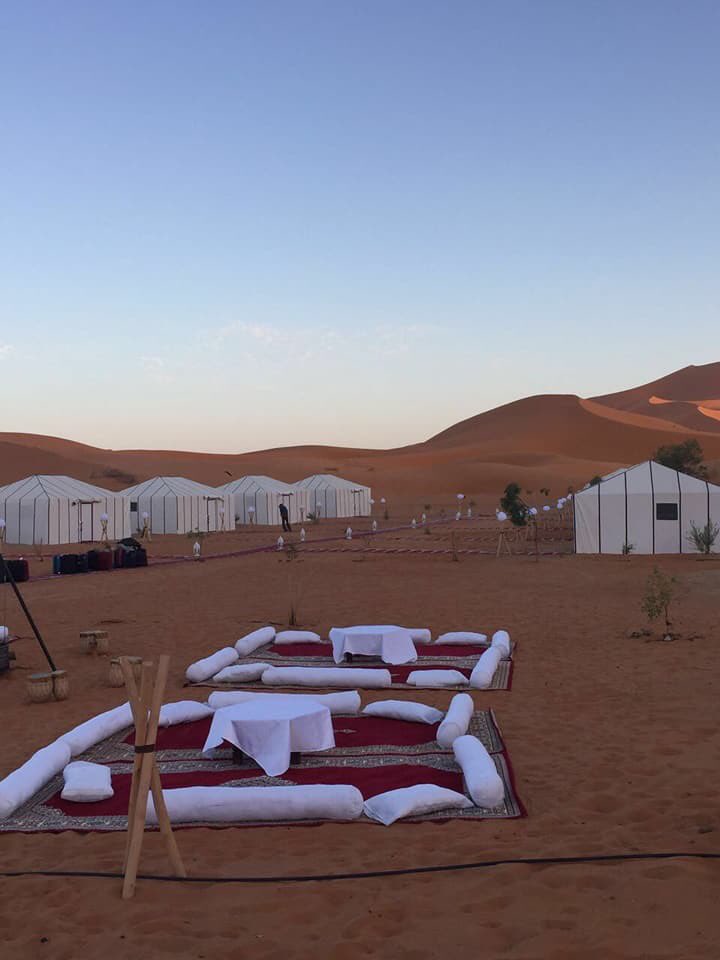 MarruecosTotal's tweet photo. Nuestro nuevo campamento de lujo en el desierto.
Una noche inolvidable en jaima!!
Bienvenidos a todos!!!
https://t.co/Qbk9HZYapG https://t.co/BdyjKgF955