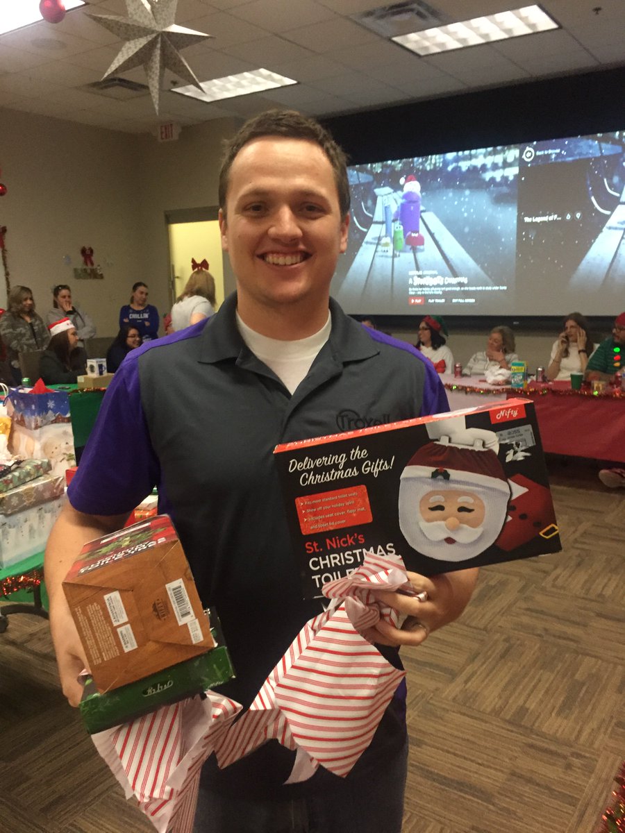 Bluum_EdTech's tweet photo. Today's holiday party at the #Troxell HQ was a blast! https://t.co/GvSPPmv067
