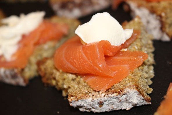 The final stage of the <a href="/McCambridge1945/">McCambridge Bread</a> #GlutenFree Bread Kit baking ... Serve as you like!! I have served this with some #Irish Smoked #Salmon (from <a href="/TescoIrl/">Tesco Ireland</a>) topped with cream cheese .. an Irish Classic. FABULOUS!!! #Coeliac #FreeFrom #Bread #Celiac