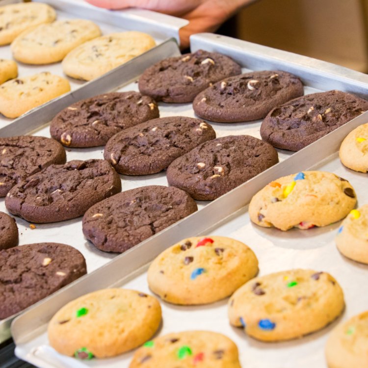 'Tis the season to treat yourself!