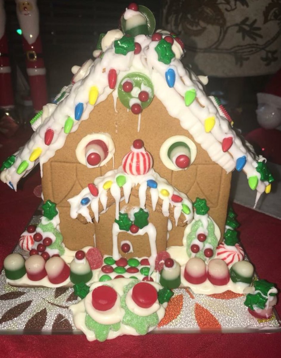 mix949mornings's tweet photo. My daughter’s Gingerbread House looks like Wlford Brinmley https://t.co/i2TIKS8Ksl