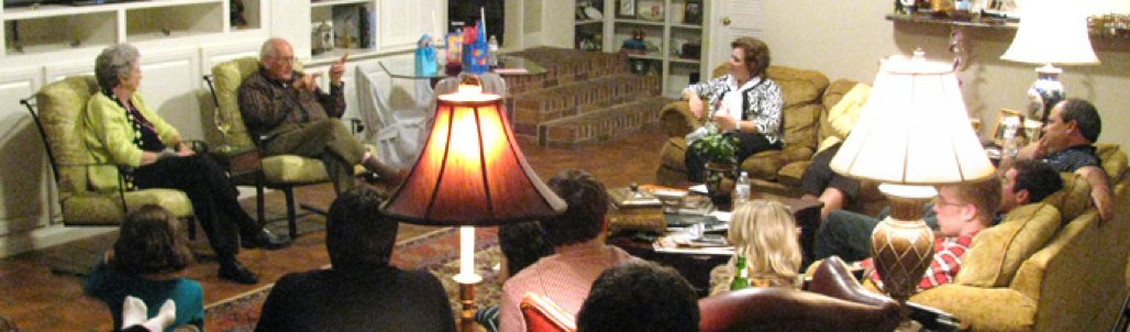 What better time than Christmas to hold your own 20 Questions Night! Check out our list, or make your own questions! lss.today/2hjX8AP