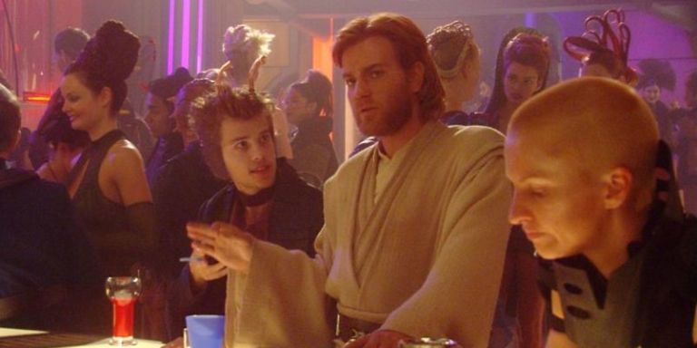 YOU ALL THINK IM JOKING. A DUDE WITH ANTENNA TRIED TO SELL OBI-WAN KENOBI SOME COKE. THAT HAPPENED AND I PAID MONEY TO WATCH. REAL MONEY.