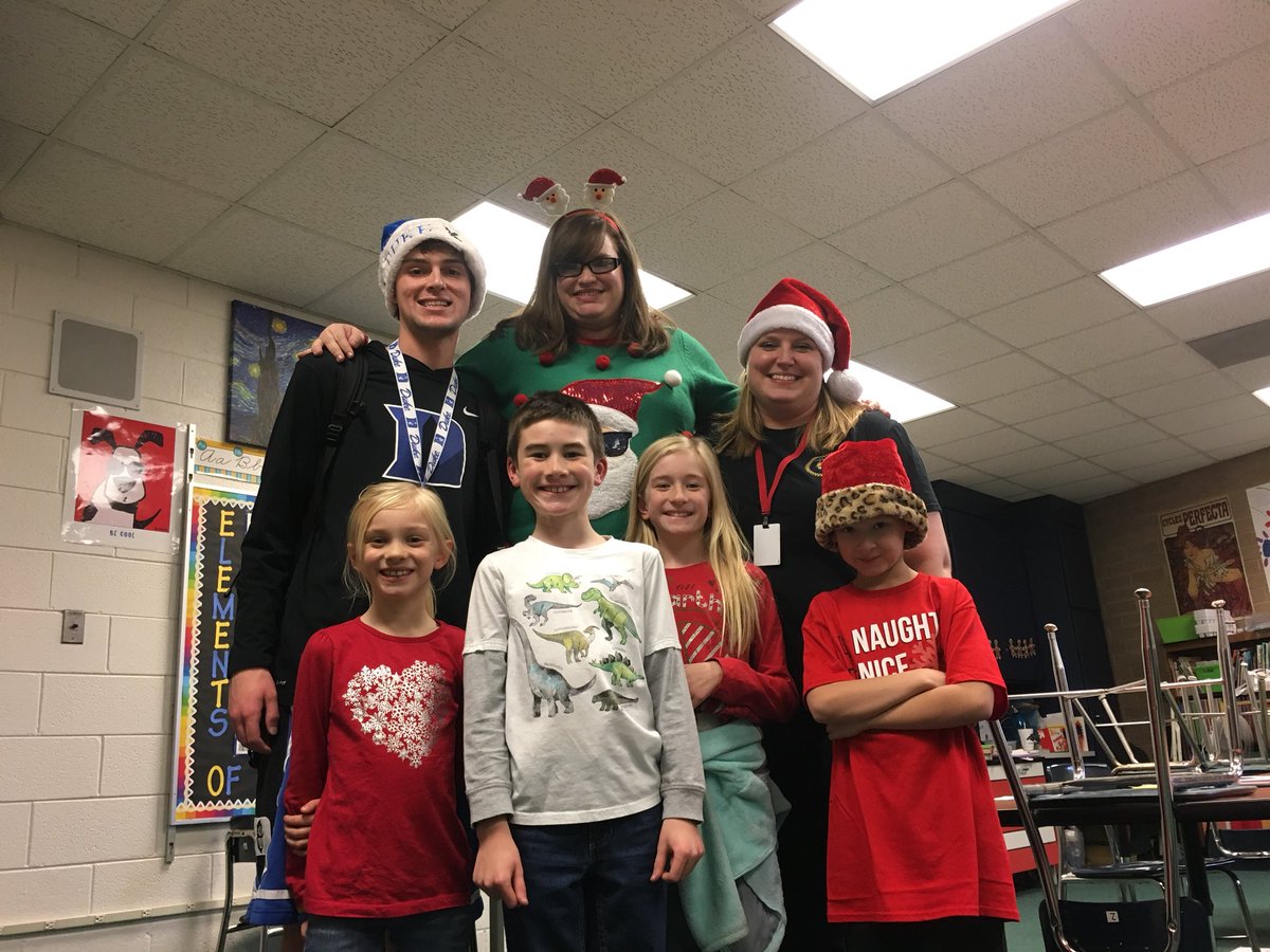 MessengerLB's tweet photo. Merry Christmas from the Landis Elementary Enhancement Team! @kylePE_RSS #landisbuzz https://t.co/dZOcthO8c6