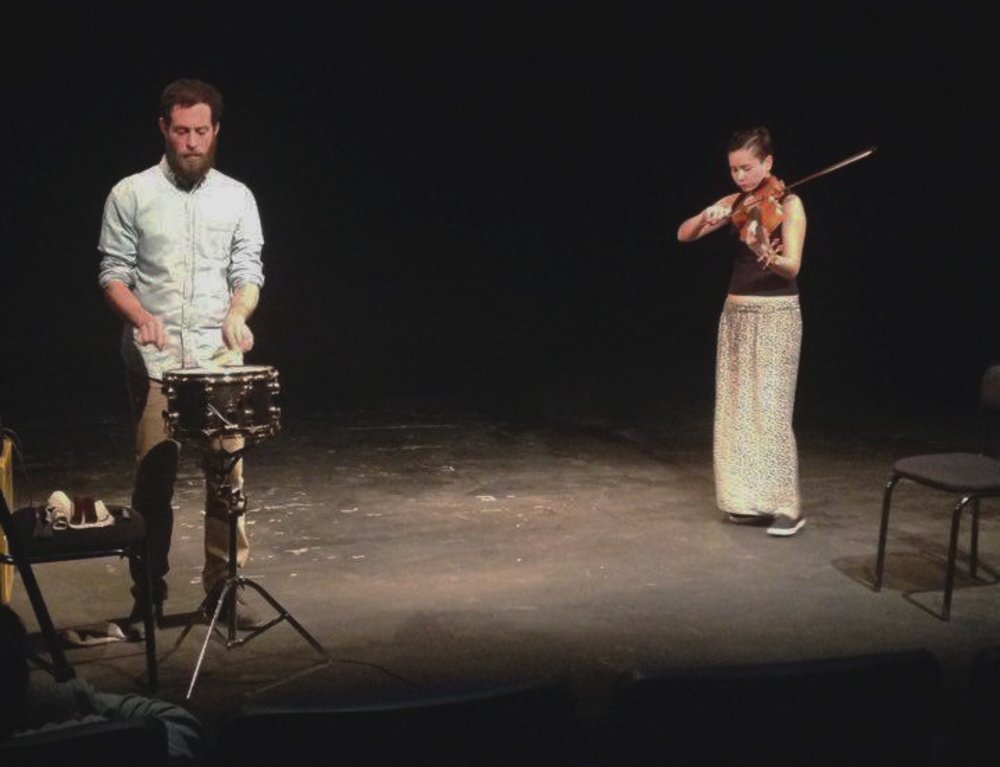 CCDmx's tweet photo. El compositor neoyorkino Jordan Topiel Paul conversa con @aninamedina de #eLiteratura sobre arte sonoro y música, la materialidad, la vida cotidiana en línea, el tiempo y su codificación. Te invitamos a leer esta #NotaCorta de #Revista404: https://t.co/x8mcToPhgd https://t.co/bN7ai6pbpT