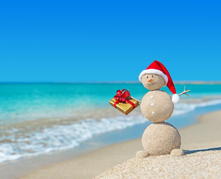 MarriottPompano's tweet photo. Merry Christmas from sunny Pompano Beach 🌞🎁⛄

#nosnow #butalotofsand #Marriott #pompanobeach #fortlauderdale #lovefl #sunny #merrychristmas https://t.co/YcvBXGA3gY