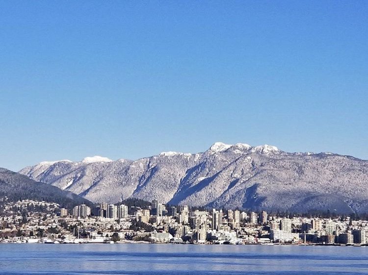 KoreRealty's tweet photo. After effects of yesterday’s snow! More snow is expected this week drive safe everyone!
#korerealty #korelife https://t.co/abB3CqcU2Y