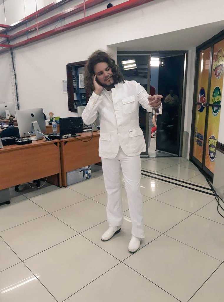 oscaralp's tweet photo. Cuando hablan mal de vos y no queres ofenderlos.... Pero te vas a arrepentir 🎵🎶 @MarcoASolis  @canaltn8 @EvelingLambert @irazemasoza @ChegerardoTN8 @ChepitoTN8 @cindyBO23 @PonchoTN8 #Nicaragua #Baladas https://t.co/VBXmKfQUdZ