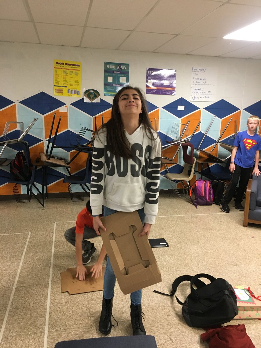 GCarterESL's tweet photo. The kids at #DecaturMiddle always keep laughing https://t.co/kjgTiVfZhS
